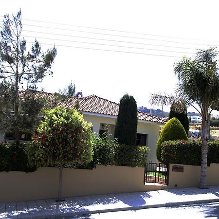 Eve Pissouri Rozaki Villa Habitación foto