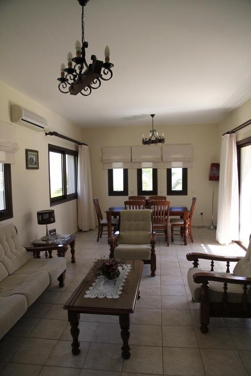 Eve Pissouri Rozaki Villa Habitación foto